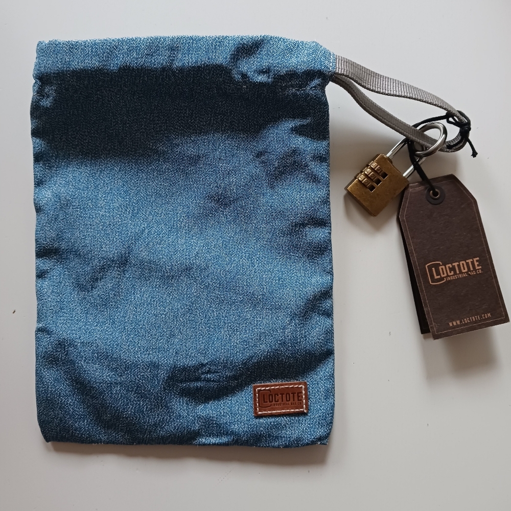 NWT LOCTOTE travel  Bag